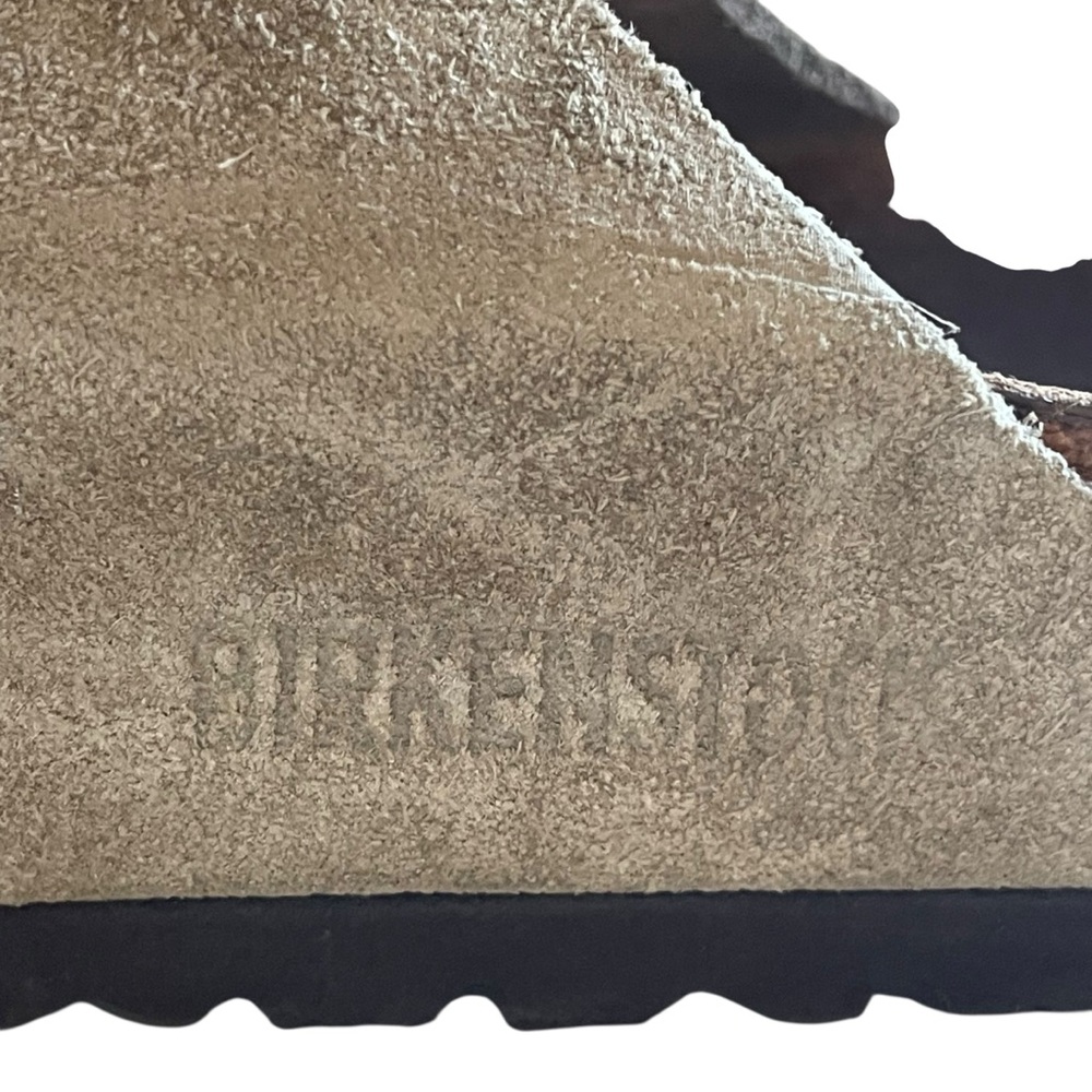 Birkenstock Arizona sandals in a taupe or beige suede leather size 5-5.5 or 36 - Picture 7 of 15